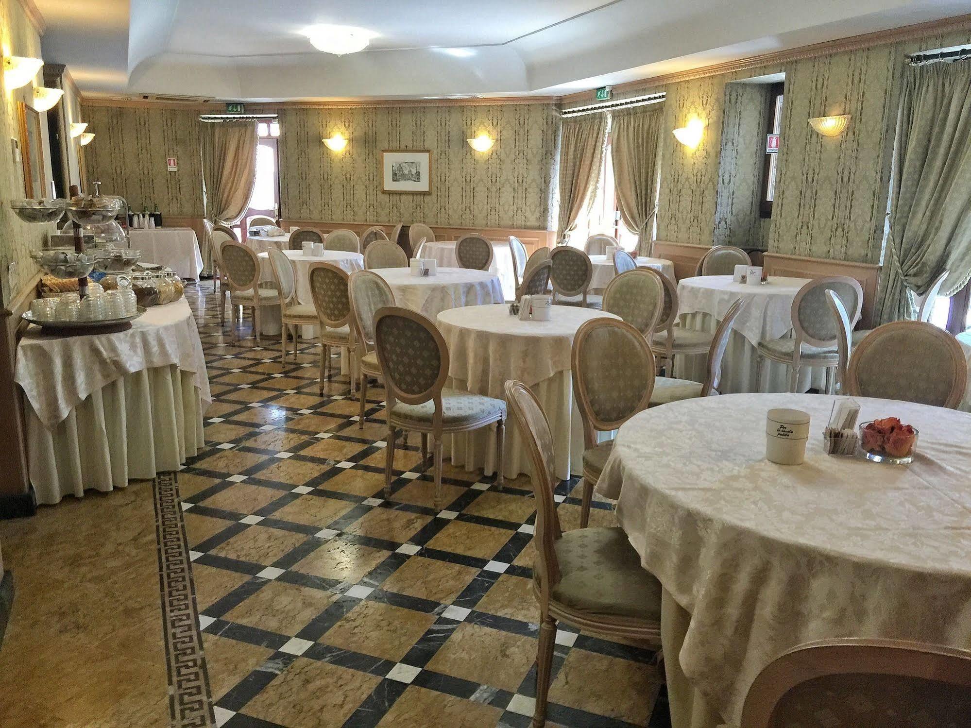 Hotel Cilicia Rome Exterior photo